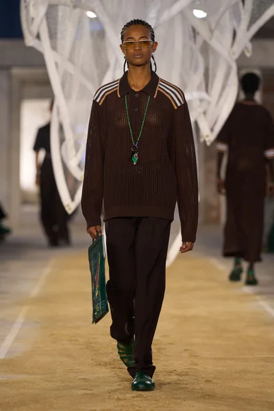 Look 40